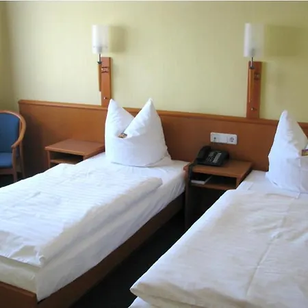 Hotel Am Platz 3*