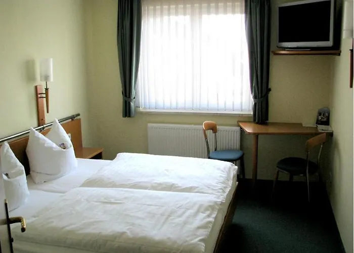 Am Platz Hotel Hohenmoelsen